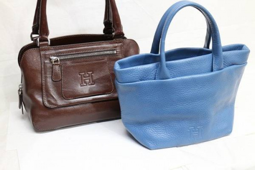 買取入荷のキャリアファッション