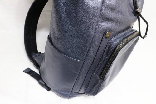 レザーのコーチ