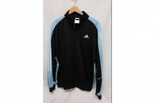 アディダスの古着