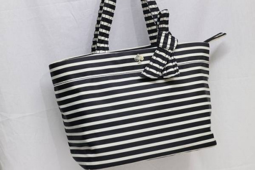 Kate　SpadeのMICHAELKORS