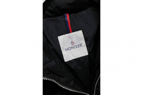 モンクレールの買取強化