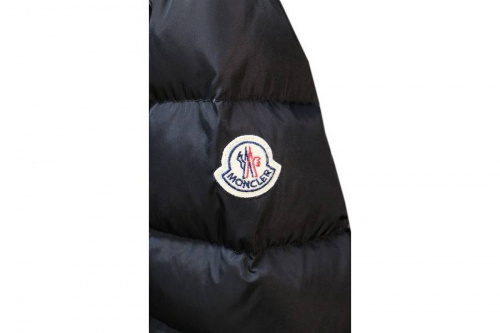 MONCLERのモンクレール