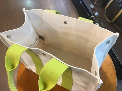 エルメスのボラボラ