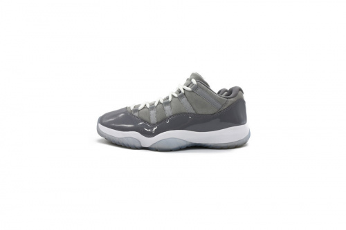 ナイキ エアジョーダンのair jordan 11 retro low