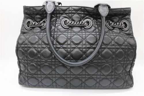 クリスチャン ディオールのバッグ