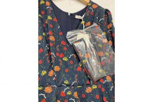 マドモアゼルのドレスの869993012