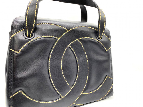 ラグジュアリーブランドのCHANEL