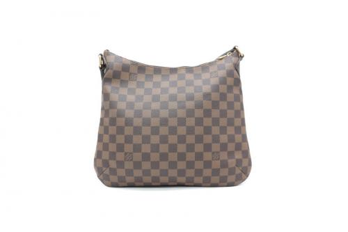 ダミエのショルダーバッグ