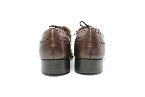 チャーチのビジネスシューズ