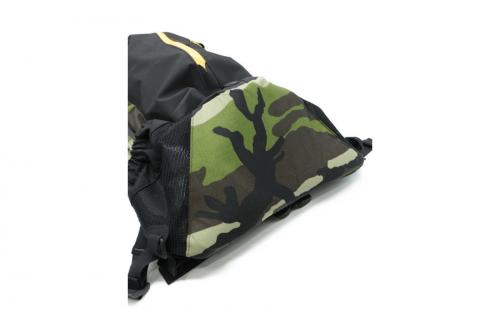 バックパックのArro22