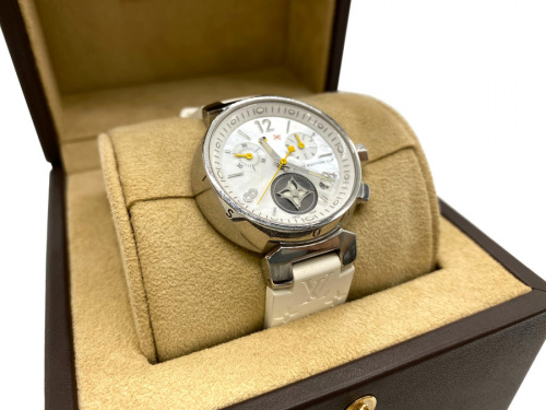 ラグジュアリーブランドのLOUIS VUITTON 　