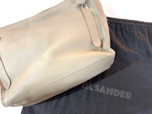 ラグジュアリーブランドのJIL SANDER