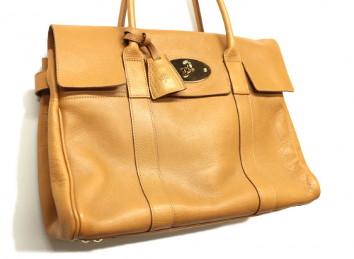 ナチュラルブランドのMULBERRY