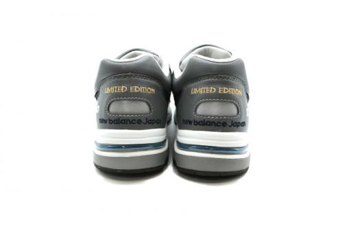 CM1700NJのローカットスニーカー