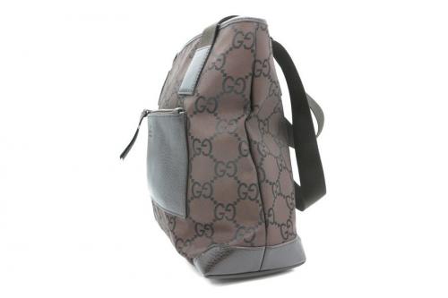 トートバッグのGG