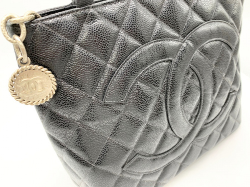 ラグジュアリーブランドのCHANEL