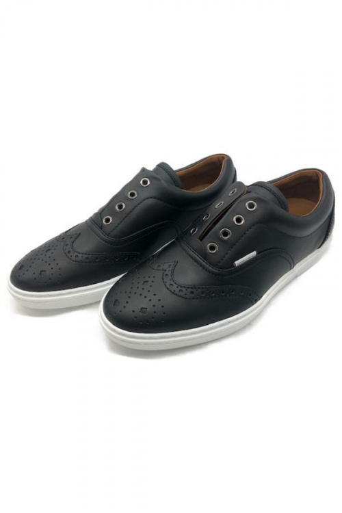 ラグジュアリーブランドのLOUIS VUITTON 　