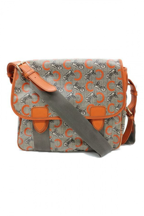 ラグジュアリーブランドのCELINE