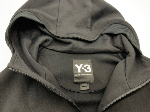 ストリートブランドのY-3