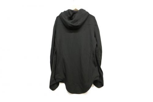 ワイスリーのパーカー