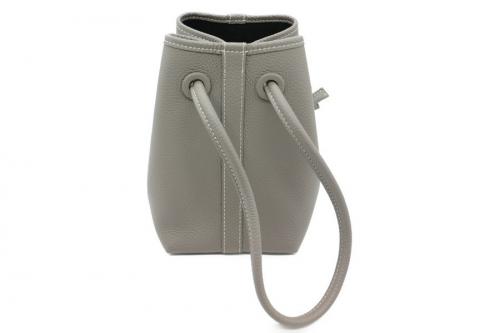 レザーバッグのBOND MINI LEATHER