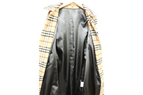 ノバチェックの比翼コート