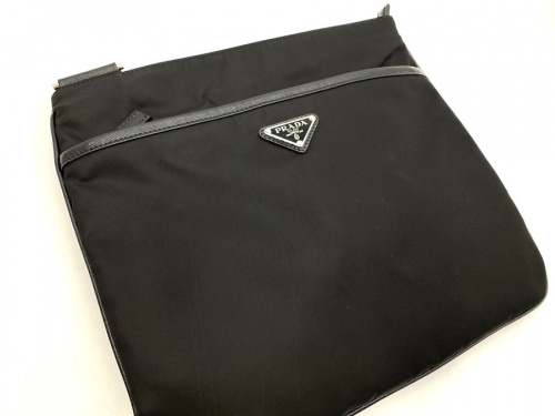 ラグジュアリーブランドのPRADA