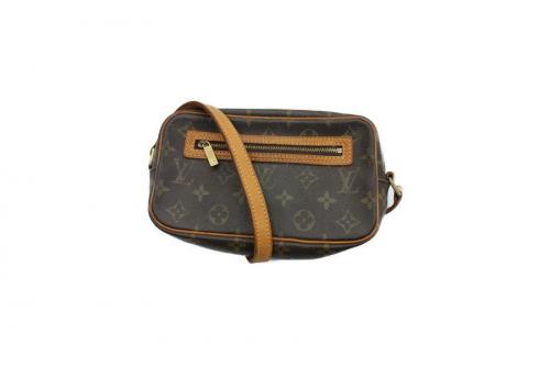 LOUIS VUITTON 　のルイ ヴィトン　