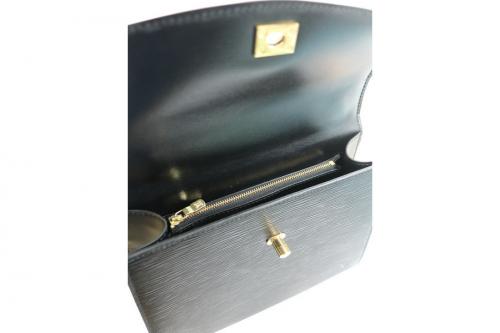 ルイ ヴィトン　のエピ