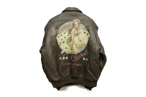 アヴィレックスのA-2