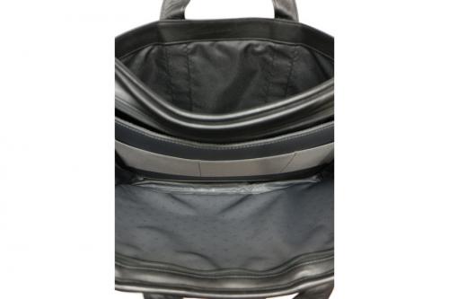 ブリーフケース