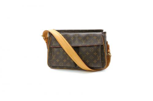 LOUIS VUITTON 　のルイ ヴィトン　