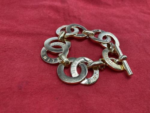 CELINEのセリーヌ