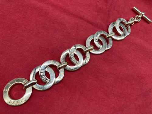 セリーヌのブレスレット