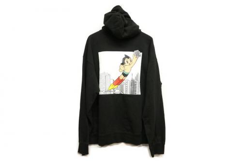 ブラックアイパッチの鉄腕アトム