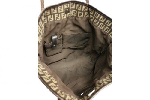 フェンディのズッカ