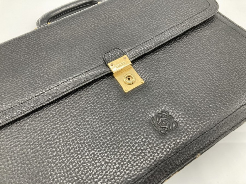 ラグジュアリーブランドのLOEWE