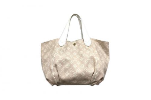 LOUIS　VUITTONのルイヴィトン