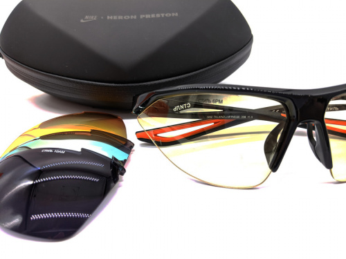 スポーツブランドのHERON PRESTON × NIKE