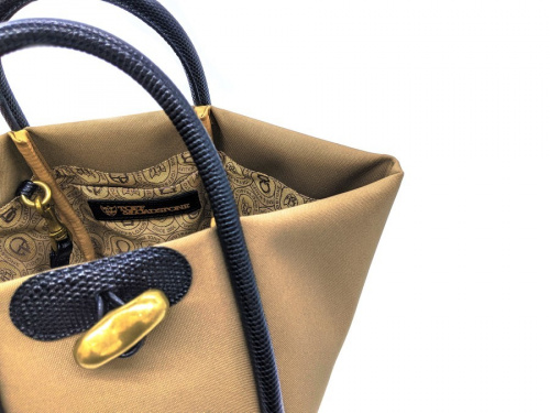 キャリアファッションのTOFF&LOADSTONE