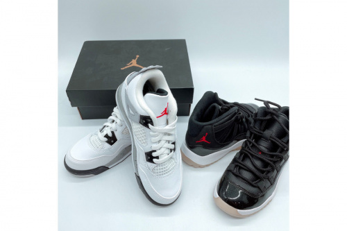 ストリートのNIKE