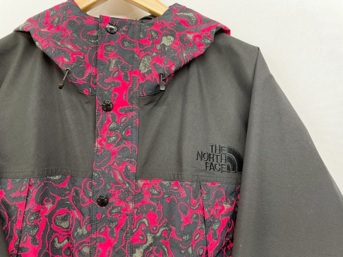 メンズのトップス