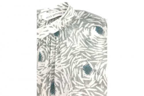 ナチュラルブランドのmina perhonen