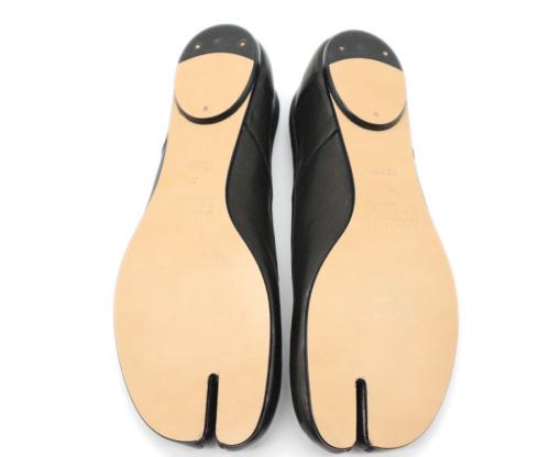 メゾンマルジェラのtabiパンプス