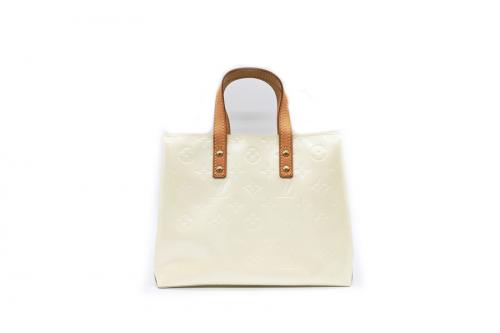 LOUIS VUITTON 　のルイ ヴィトン　