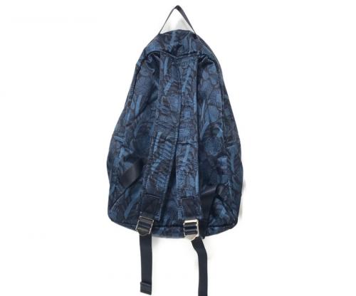 鹿児島睦のナイロンリュック