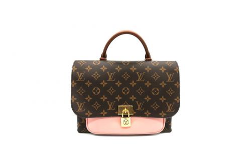 LOUIS VUITTON 　のルイ ヴィトン　
