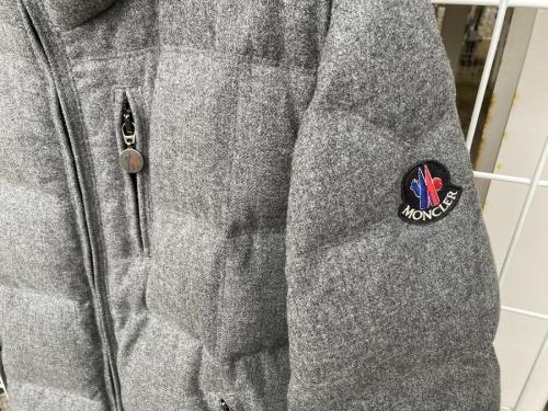 モンクレールのダウンジャケット