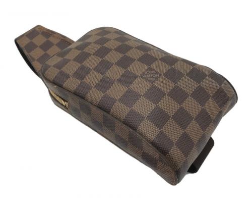 LOUIS VUITTON 　のルイ ヴィトン　