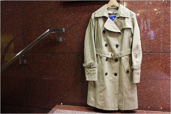 バーバリー　BURBERRY トレンチコート　ライナーとベルト付き　サイズ40 大きいサイズ BURBERRY BLUELABEL バーバリー ロングコート